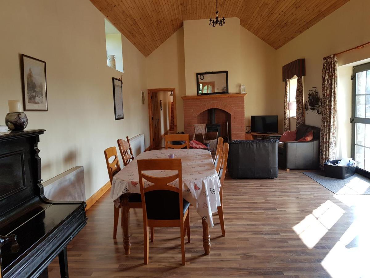 Holiday home Rathgillen House *